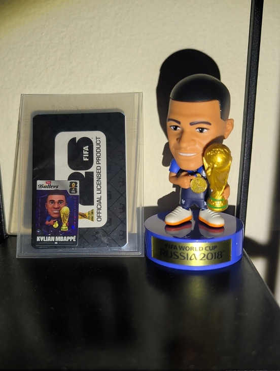 Kylian Mbappe- Zuru ballers: World Cup Winner - 1 of 2 Super Rare